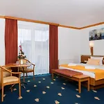 & Restaurant Hanse Kogge 4*