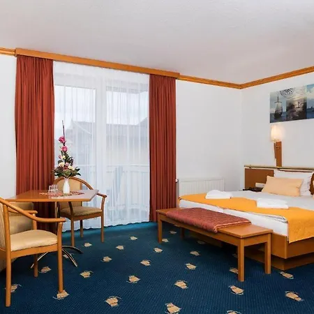 & Restaurant Hanse Kogge 4*