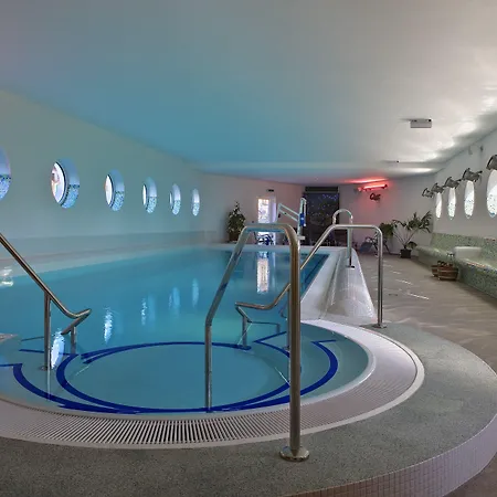 & Restaurant Hanse Kogge Козеров